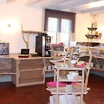 La Tomette, The Originals Relais Hotel 3*