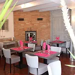 La Tomette, The Originals Relais