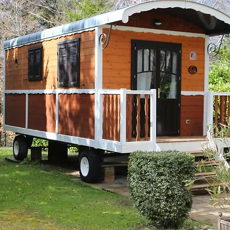 La Tomette, The Originals Relais 3*