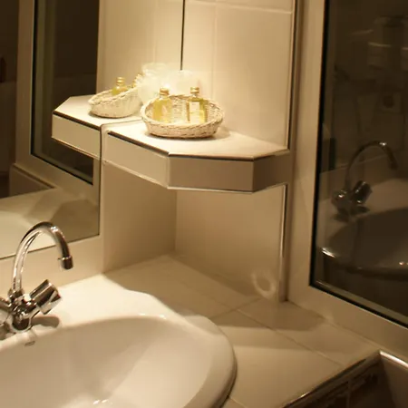 La Tomette, The Originals Relais 3* Vitrac (Cantal)