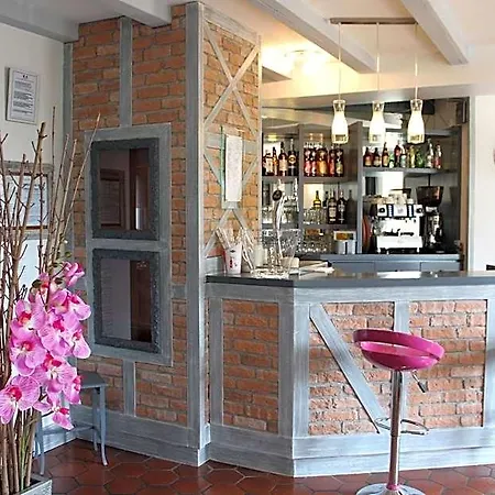 Ξενοδοχείο La Tomette, The Originals Relais Vitrac (Cantal)