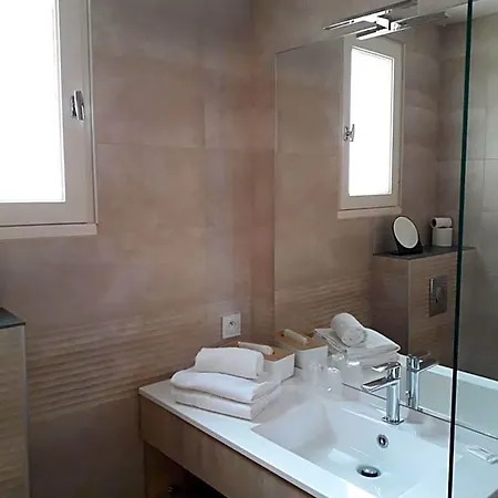 La Tomette, The Originals Relais מלון Vitrac (Cantal)