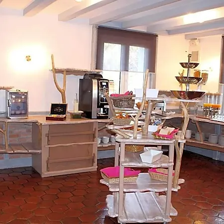 La Tomette, The Originals Relais 3*