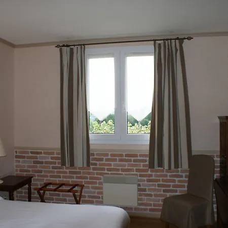 Hotel La Tomette, The Originals Relais Vitrac (Cantal)