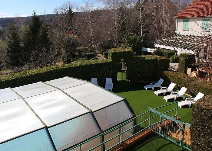 La Tomette, The Originals Relais Отель 3*