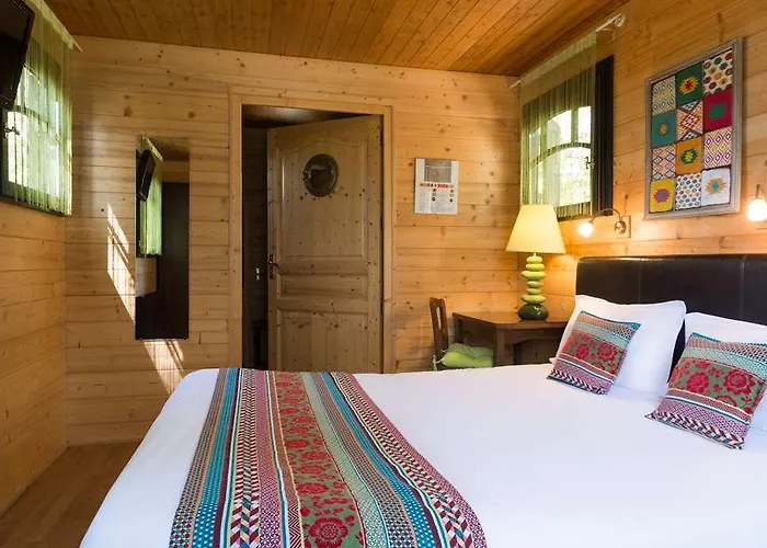 Hotel La Tomette, The Originals Relais Vitrac (Cantal)