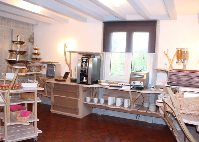 Hotel La Tomette, The Originals Relais