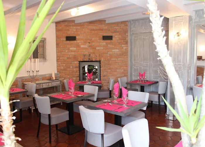 La Tomette, The Originals Relais