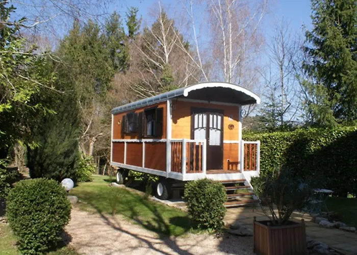 Hotel La Tomette, The Originals Relais Vitrac (Cantal)