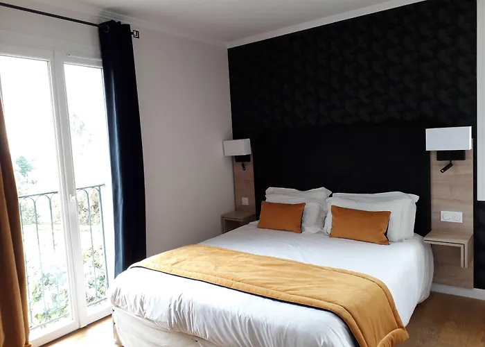 La Tomette, The Originals Relais Hotel